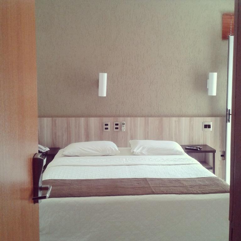 Hotel Domus Ітабіра Екстер'єр фото