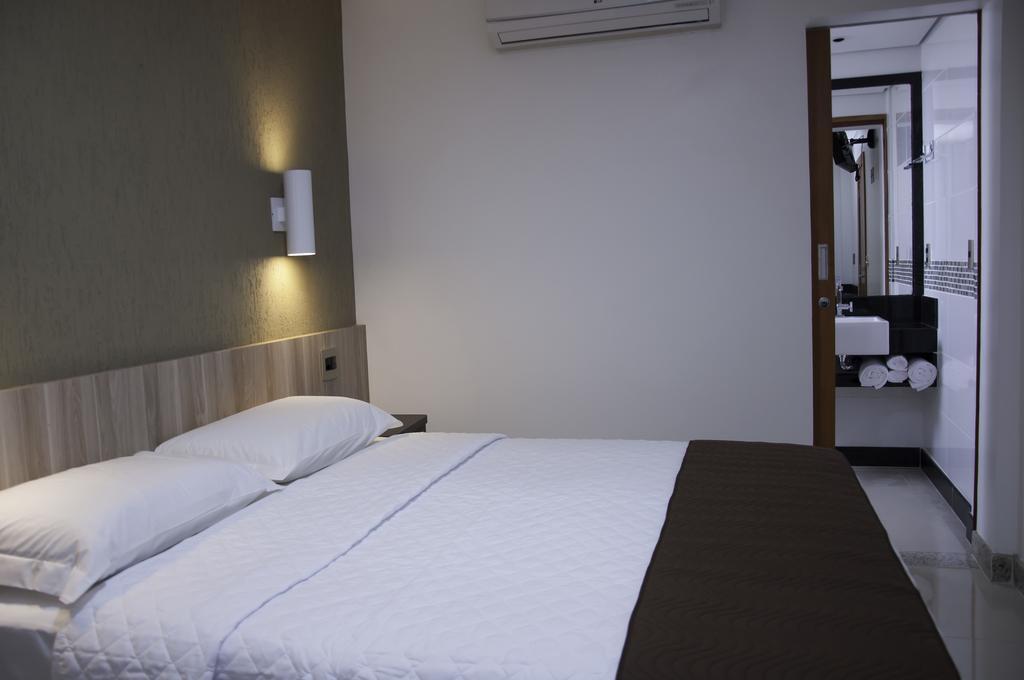 Hotel Domus Ітабіра Екстер'єр фото